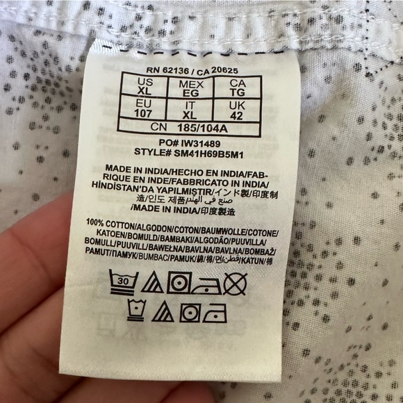 Guess Men’s Long Sleeve White Polka Dot Dress Shirt - Picture 7 of 9